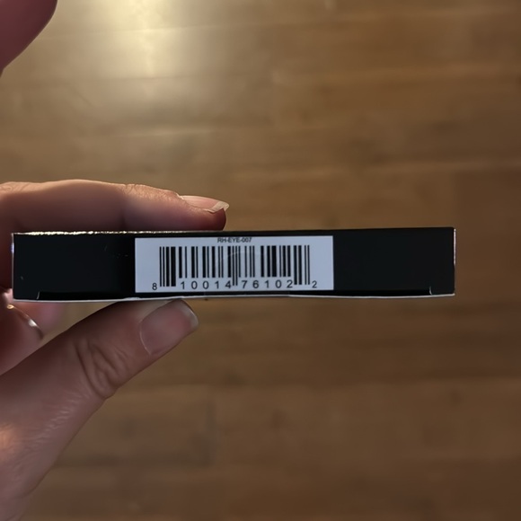 Realher Dreams So big Eyeshadow NWT - Picture 4 of 4